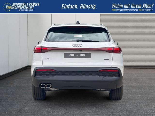 Audi / Q5 / Wei&szlig; / / / QUATTRO+NAVI+KAMERA+AHK+SHZ+PDC+ACC