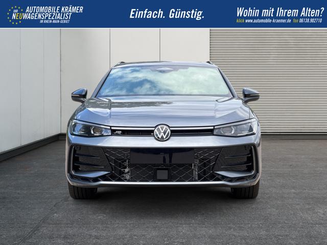 Volkswagen / Passat Variant / / / / LEDER+PANO+AHK+MATRIX+eHK+360 KAM+NAVI+HUD, Beispielbilder, ggf. teilweise mit Sonderausstattung