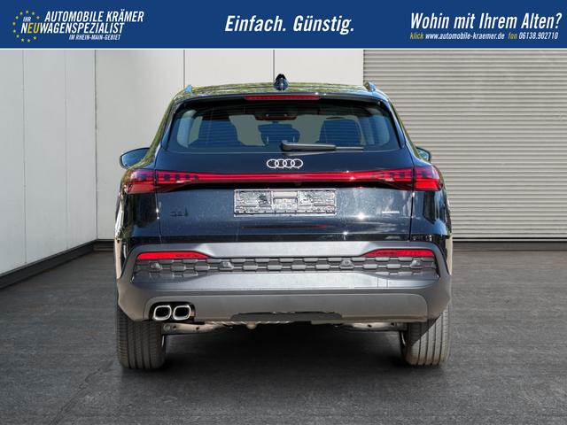 Audi / Q5 / Schwarz / / / QUATTRO+NAVI+KAMERA+AHK+PANO+SHZ+PDC+ACC