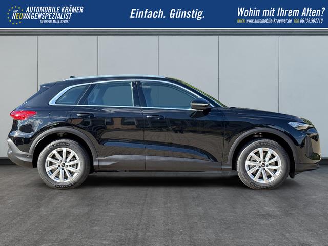 Audi / Q5 / Schwarz / / / QUATTRO+NAVI+KAMERA+AHK+PANO+SHZ+PDC+ACC