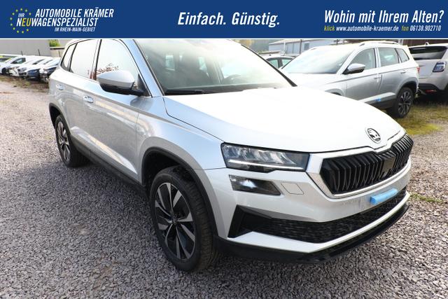 Skoda Karoq Selection DSG Pano AHK NavC SideA Leder ACC Kessy 