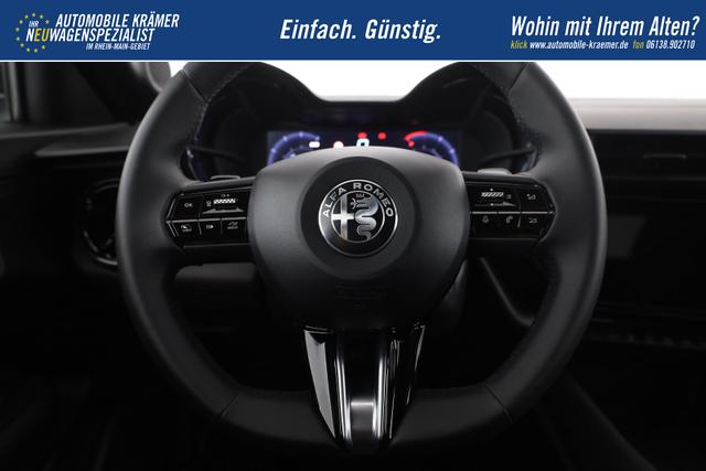Alfa Romeo Junior Ibrida 1.2 VGT 48V-Hybrid (100kW) Speciale Speciale, 18-Zoll, Kamera, el. Klappe, Sitzheizung 