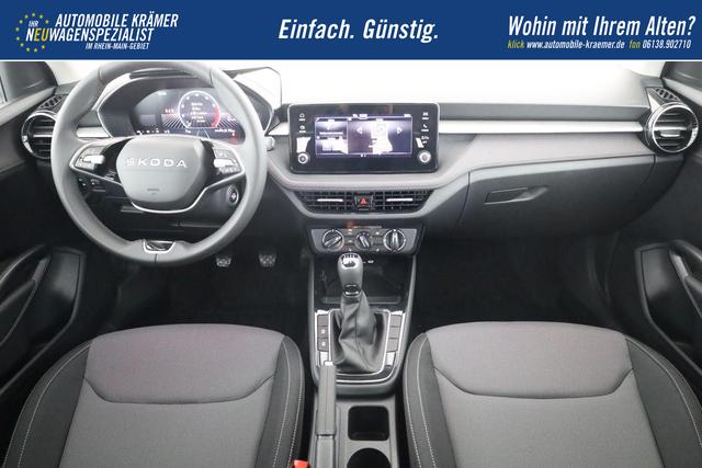 Skoda Fabia Selection 1.0 TSI Selection, AHK, Tempomat, Ladeboden, Park, Winterpaket, SmartLink, 4-J Garantie 