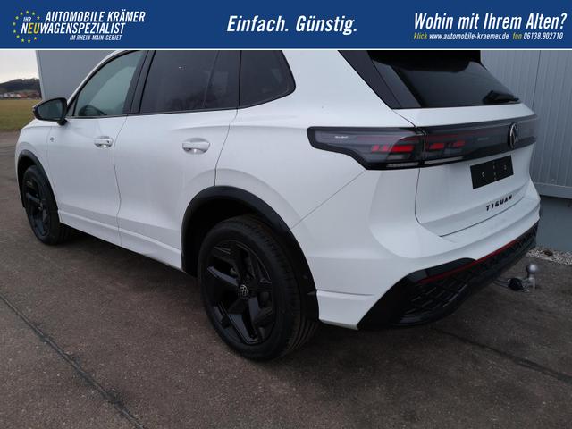 Volkswagen Tiguan 2.0 TDI 110 kW R-Line DSG Head Up Black 360 AHK 