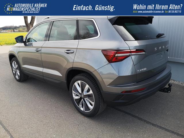 Skoda Karoq Selection 2.0 TDI DSG 4x4 GV5 AHK 18 Ladeb 