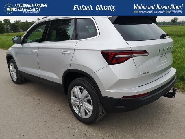 Skoda Karoq Selection 1.5 TSI DSG GV5 AHK 17 Ladeb 