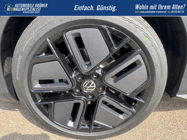 Volkswagen T-Roc 1.5 eTSI 110 kW R-Line Pano Black GV5 19 Zoll 