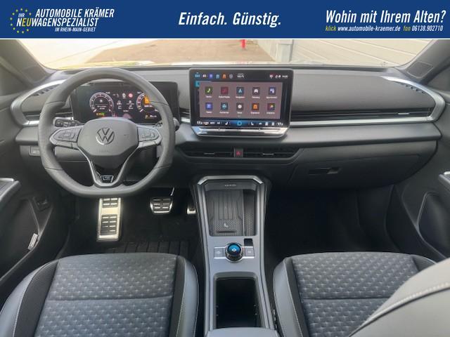 Volkswagen T-Roc 1.5 eTSI 110 kW R-Line Pano Black GV5 19 Zoll 