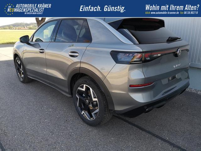 Volkswagen T-Roc 1.5 eTSI 110 kW R-Line 1.5eTSI DSG AHK ACC el. Hk 18 Zoll 