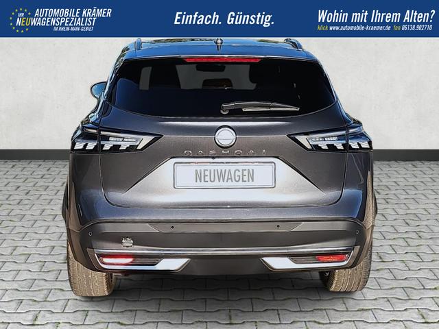 Nissan Qashqai 1.3DIG-T X-Tronic 4WD Tekna HUD Pano AHK 