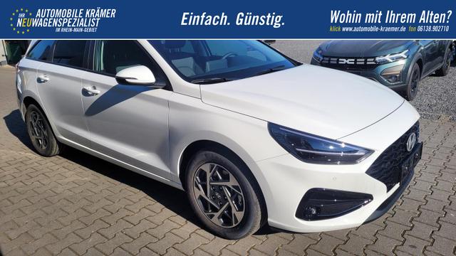 Hyundai i30 Kombi Smart SW Family*LED*Navi*Shzg*Lhzg*PDC*Cam*16Zoll* 