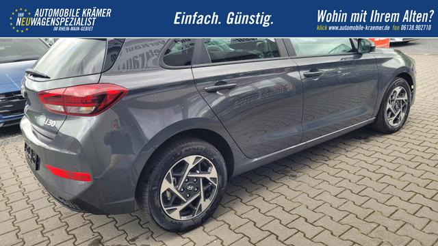 Hyundai i30 Family HB Family*Navi*LED*Shzg*Lhzg*PDC*Cam*Keyless 