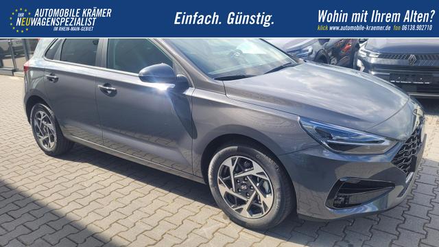 Hyundai i30 Familiy HB Family*Navi*LED*Shzg*Lhzg*PDC*Cam*16Zoll* 