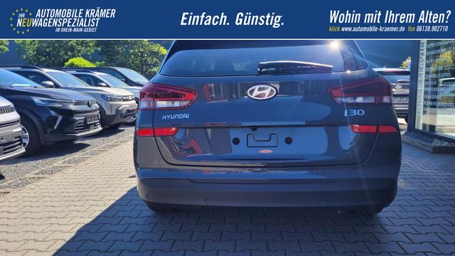 Hyundai i30 Kombi Family SW Family*Navi*LED*Shzg*Lhzg*PDC*Cam*16Zoll* 