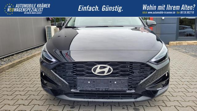 Hyundai i30 Familiy HB Family*LED*Navi*Shzg*Lhzg*PDC*Cam*16Zoll* 