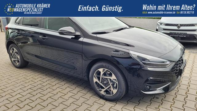Hyundai i30 Familiy HB Family*LED*Navi*Shzg*Lhzg*PDC*Cam*16Zoll* 