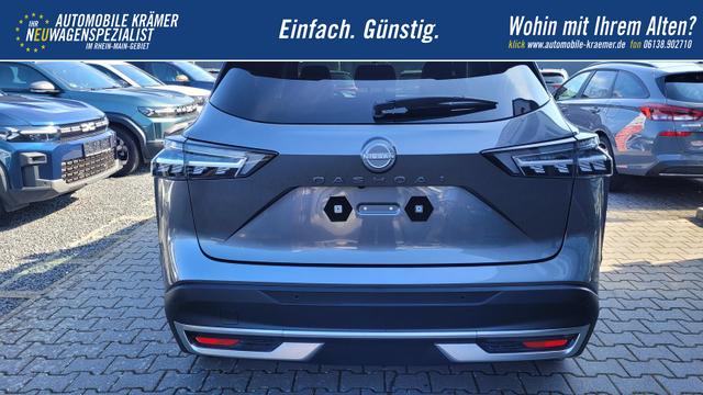 Nissan Qashqai Tekna 4x4 4x4*Navi*LED*PDach*Leder*Shzg*BFS* 