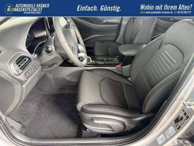 Hyundai i30 Fastback E-Motion 1.5 T-GDi mHev / Navi PDC V.&H + Kamera LED m.Kurvenl./ Sitz Lenkradheizung Klimaautom./ Alu 16" 