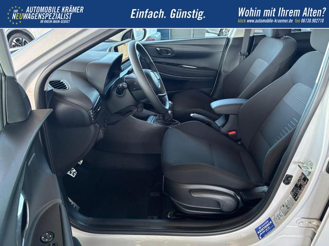 Hyundai BAYON Premium 1.2 MPI / Navi Sitz + Lenkradheizung R&uuml;ckfahrkamera Tempomat Klimaautomatik Alu 16" 