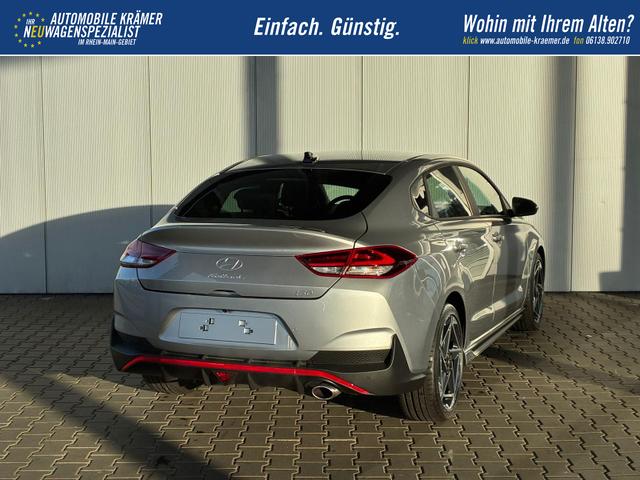 Hyundai i30 Fastback N-Line 1.5 T-GDI 7-DCT / ACC Sitz + Lenkradheizung LED PDC V&H Kamera Alu 18" 