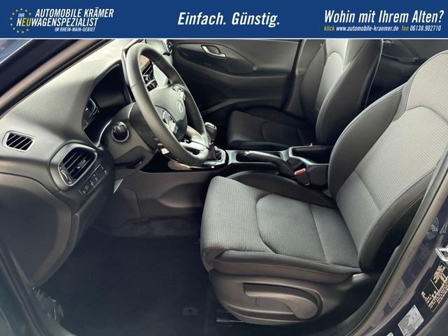 Hyundai i30 Kombi Comfort 1.0 GDI 100PS 6MT Navi / PDC V&H. m. Kamera LED Nebel 