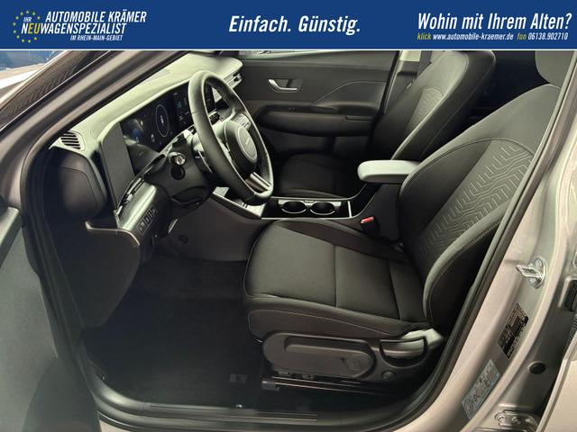 Hyundai KONA Comfort Plus 1.6 T-GDI DCT 4WD / Navi ACC Keyless Sitz + Lenkradheiz. LED Alu 18" 