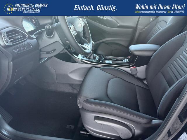 Hyundai i30 Comfort Plus 1.0 T-GDI Navi / PDC V+H mit Kamera Shz Vorne LED Alu 17'' 