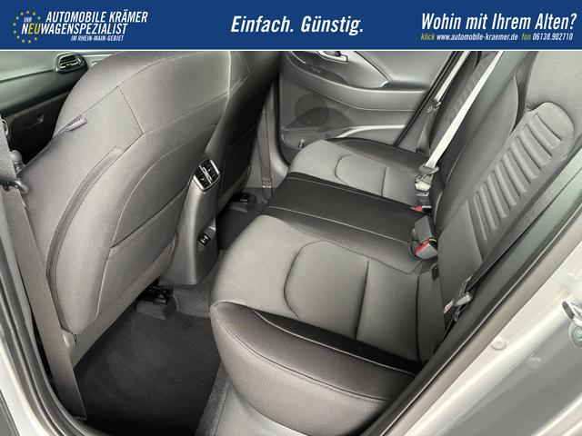 Hyundai i30 Kombi Comfort Plus 1.0 TGDI DCT / Navi Sitz + Lenkradheizung PDC V&H Kamera LED Alu 17" 