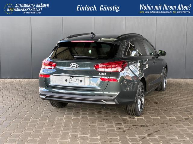 Hyundai i30 Kombi Comfort Plus 1.0 TGDI DCT / Navi Sitz + Lenkradheizung PDC V&H Kamera LED Alu 17" 