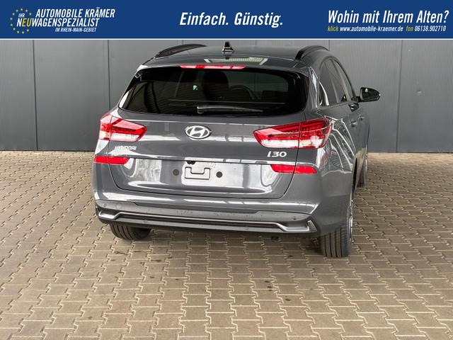 Hyundai i30 Kombi Comfort Plus 1.0 TGDI DCT / Navi Sitz + Lenkradheizung PDC V&H Kamera LED Alu 17" 