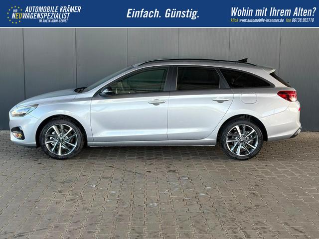 Hyundai i30 Kombi Comfort Plus 1.0 TGDI DCT Navi / Adaptiver Tempomat/ Totwinkel Assistent/ Alu 17" 