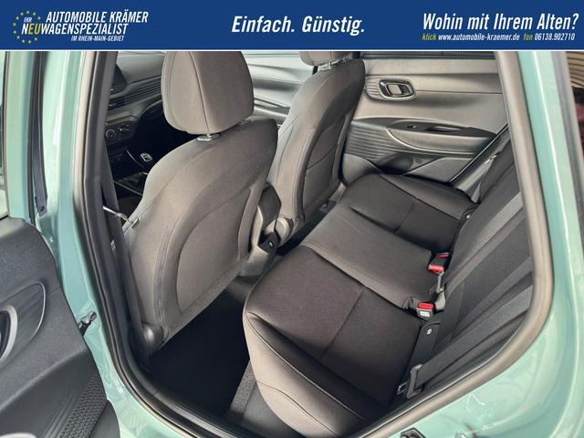 Hyundai i20 Smart 1.0 T-GDi 90PS 6MT Black Pack / Kamera Navi Fernlichtassistent Spurhalteassistent Tempomat Sitz + Lenkradheizung 