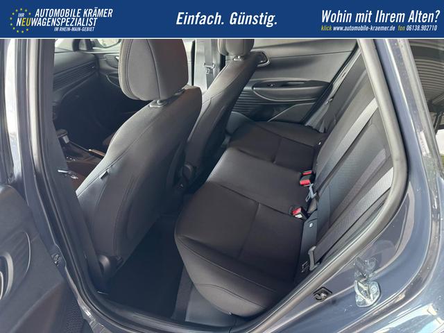 Hyundai i20 Go Plus! 1.0 T-GDI 90PS 7-DCT / Navi Spurhalteassistent /Tempomat Kamera Sitz + Lenkradheizung Alu 16'' 