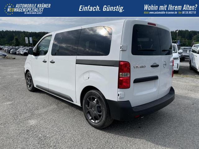 Opel Vivaro Kombi M 9-Sitzer (M ) 2.2 Diesel 132 KW (179 PS) 8-Gang Automatik 