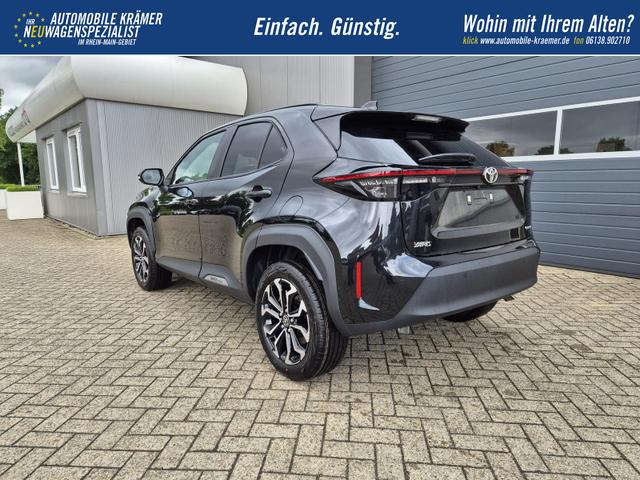 Toyota Yaris Cross 1.5VVT-iE 130PS Automatik Teamplayer Klimaautomatik Sitzheizung Lenkradheizung PDC v+h Rückf.Kamera 17-LM abged.Scheiben 2xKeyless DAB+ Bluetooth Touchscreen Apple CarPlay Android Auto 