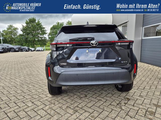 Toyota Yaris Cross 1.5VVT-iE 130PS Automatik Teamplayer Klimaautomatik Sitzheizung Lenkradheizung PDC v+h Rückf.Kamera 17-LM abged.Scheiben 2xKeyless DAB+ Bluetooth Touchscreen Apple CarPlay Android Auto 