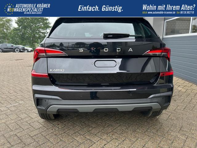 Skoda Kamiq 1.0 TSI 115PS DSG Selection Matrix-LED Sitzheizung Garantieverlängerung Klimaautomatik Parksensoren Skoda-Radio drahtlos Apple CarPlay + Android Auto Digital Cockpit Tempomat abg.Scheiben 