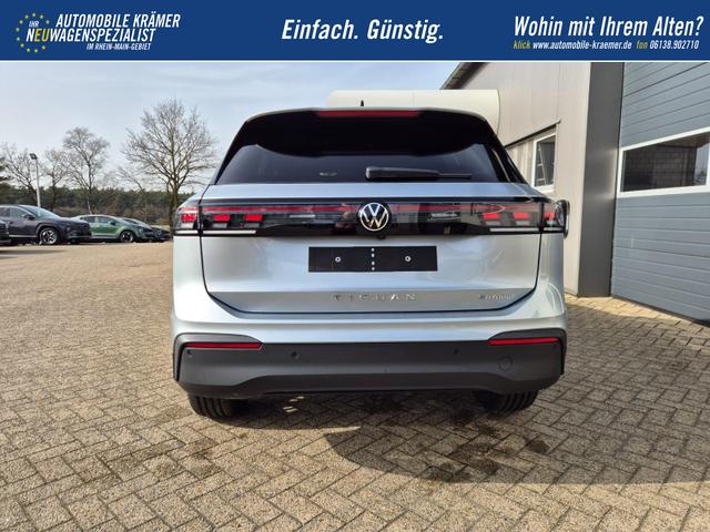 Volkswagen Tiguan Life 1,5 l eHybrid OPF 204PS DSG Design Paket "Dark" LED-Plus-Scheinw. elektr. Heckklappe Sitzheizung v+h Lenkradheizung R&uuml;ckf.Kamera Klimaautomatik VW-Radio Bluetooth wireless Apple CarPlay + Android Auto PDC ACC 2xKeyless Digital Cockpit 