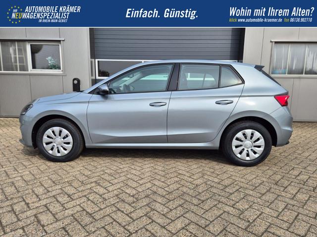 Skoda Fabia 1.0 TSI 95PS Selection 5-t&uuml;rig R&uuml;ckf.Kamera Parksensoren Sitzheizung Multifunktionslenkrad Klima Skoda-Radio Bluetooth Touchscreen Tempomat Nebelsch. Apple CarPlay + Android Auto 