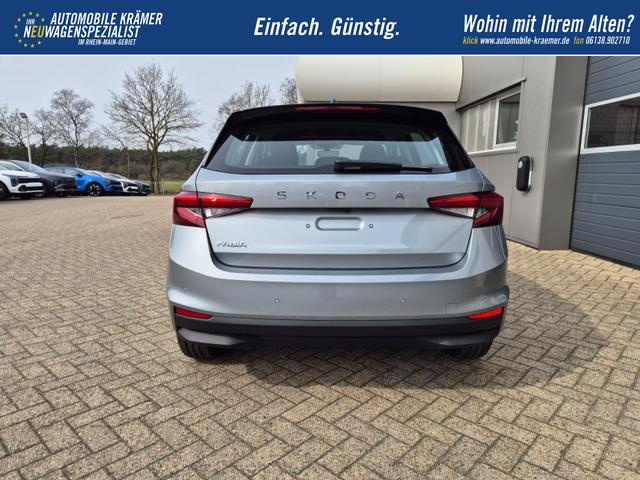 Skoda Fabia 1.0 TSI 95PS Selection 5-t&uuml;rig R&uuml;ckf.Kamera Parksensoren Sitzheizung Multifunktionslenkrad Klima Skoda-Radio Bluetooth Touchscreen Tempomat Nebelsch. Apple CarPlay + Android Auto 