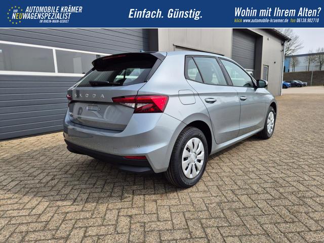 Skoda Fabia 1.0 TSI 95PS Selection 5-t&uuml;rig R&uuml;ckf.Kamera Parksensoren Sitzheizung Multifunktionslenkrad Klima Skoda-Radio Bluetooth Touchscreen Tempomat Nebelsch. Apple CarPlay + Android Auto 