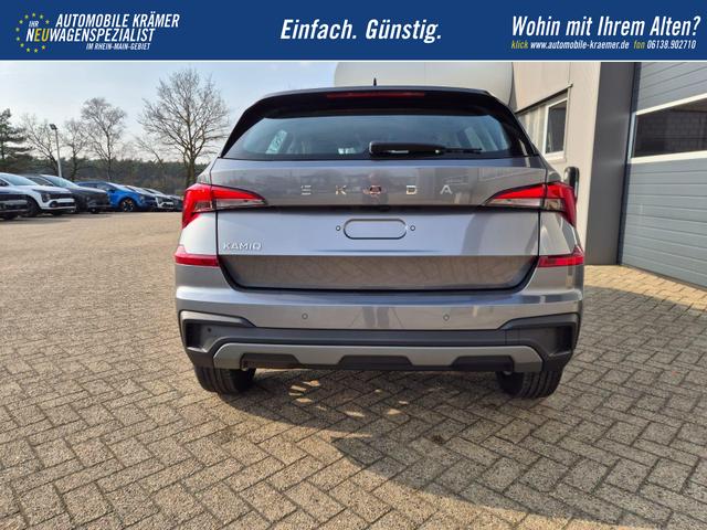 Skoda Kamiq 1.0 TSI 115PS DSG Selection AHK R&uuml;ckf.Kamera PDC v+h Sitzheizung Klimaautomatik Skoda-Radio Apple CarPlay + Android Auto Tempomat Garantieverl&auml;ngerung 16"LM 