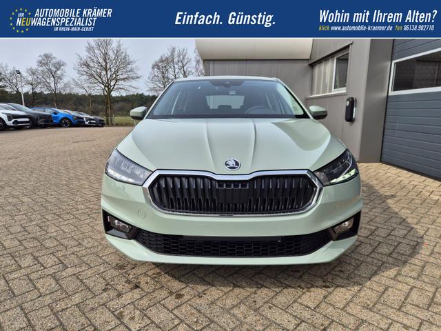 Skoda Fabia 1.0 TSI 95PS Selection 5-t&uuml;rig R&uuml;ckf.Kamera Parksensoren Sitzheizung Multifunktionslenkrad Klima Skoda-Radio Bluetooth Touchscreen Tempomat Nebelsch. Apple CarPlay + Android Auto 