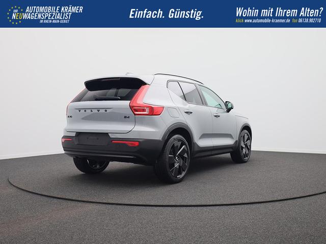 Volvo XC40 2.0 Black Edition Plus B4 Mild-Hybrid 197PS Automatik elektr. PanoDach R&uuml;ckf.Kamera PDC v+h ACC el.Heckklappe Harman/Kardon-Sound Klimaautomatik Sitzheizung Lenkradheizung Apple CarPlay Android Auto 20-LM 