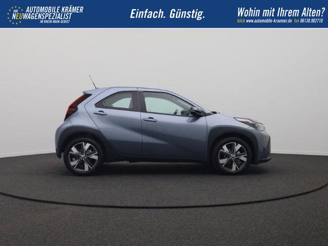 Toyota Aygo X Pure 1.5 Hybrid 116PS Automatik Sitzheizung Klimaautomatik AbstandsTempomat Multifunktionslenkrad Radio Bluetooth Touchscreen Apple CarPlay + Android Auto 