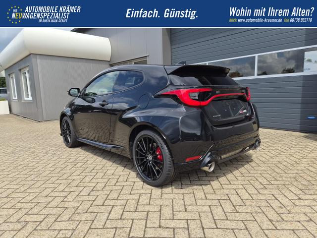 Toyota GR Yaris 1.6 Turbo 280PS 4x4 High Performance Klimaautomatik Lenkradheizung Sitzheizung JBL Premiumsound Navi Bluetooth DAB Apple CarPlay Android Auto2x Keyless ACC R&uuml;ckf.Kamera PDC v+h 18-LM 