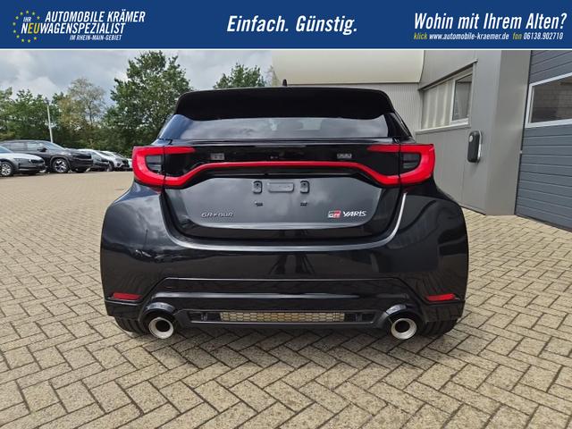 Toyota GR Yaris 1.6 Turbo 280PS 4x4 High Performance Klimaautomatik Lenkradheizung Sitzheizung JBL Premiumsound Navi Bluetooth DAB Apple CarPlay Android Auto2x Keyless ACC R&uuml;ckf.Kamera PDC v+h 18-LM 