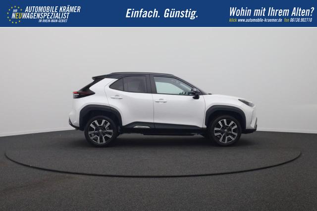 Toyota Yaris Cross 1.5-l 130PS HEV Automatik Style Matrix-LED elektr. Heckklappe Sitzheizung Lenkradheizung Klimaautomatik Navi Bluetooth wireless Apple CarPlay + Android Auto ACC PDC v+h R&uuml;ckf.Kamera 18"LM 