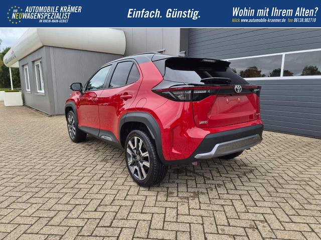Toyota Yaris Cross 1.5-l 130PS HEV Automatik Style Matrix-LED elektr. Heckklappe Sitzheizung Lenkradheizung Klimaautomatik Navi Bluetooth wireless Apple CarPlay + Android Auto ACC PDC v+h R&uuml;ckf.Kamera 18"LM 