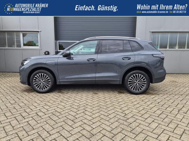 Volkswagen Tiguan Life 1,5 l eHybrid OPF 204PS DSG elekt.AHK Design Paket Matrix-Scheinw. elektr. Heckklappe Sitzheizung Lenkradheizung Frontscheibe beheizb. R&uuml;ckf.Kamera Klimaautomatik VW-Radio Bluetooth wireless Apple CarPlay + Android Auto PDC v+h ACC 2xKeyless 